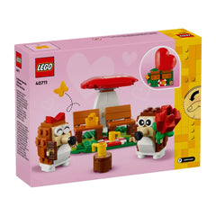 Lego - Seasonal - Hedgehog Picnic Date - Construction Set Toys