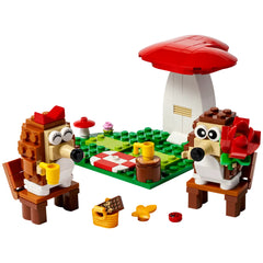 Lego - Seasonal - Hedgehog Picnic Date - Construction Set Toys