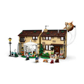 Detailed LEGO Harry Potter playset showcasing Aunt Marge's Visit at the Dursley home, featuring a green lawn, conservatory, and characters including Harry, Aunt Marge, and Dudley.