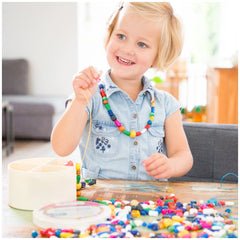 New Classic Toys - Lacing Beads - 640 Pieces And 8 Cords - Arts & Crafts