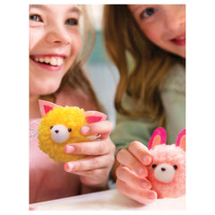 4M - KidzMaker - Make Your Own Pom Pom - Arts & Crafts - 5+ - 4M04760