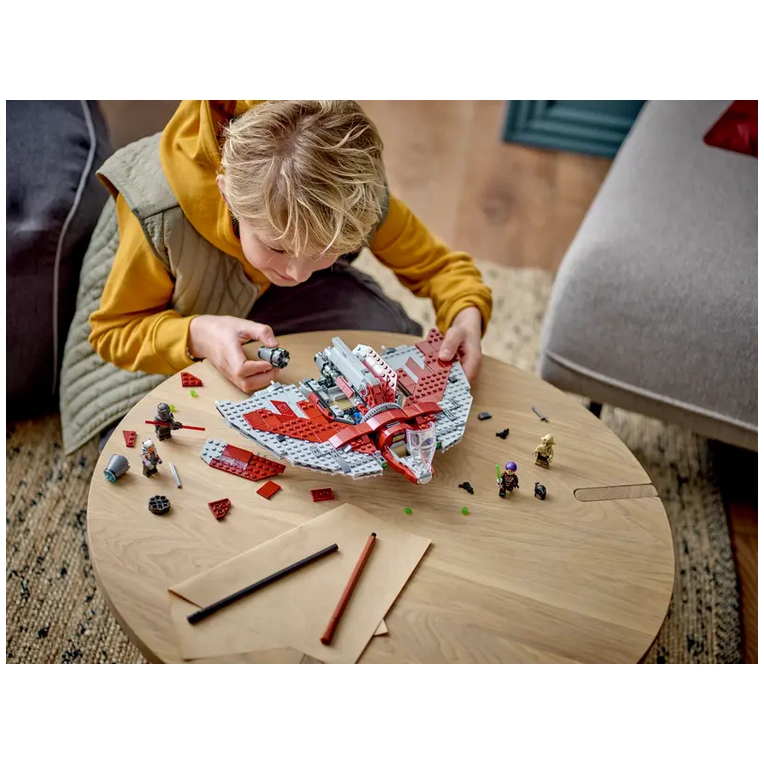 Lego - Star Wars - Ahsoka Tano's T-6 Jedi Shuttle - Construction Set Toys