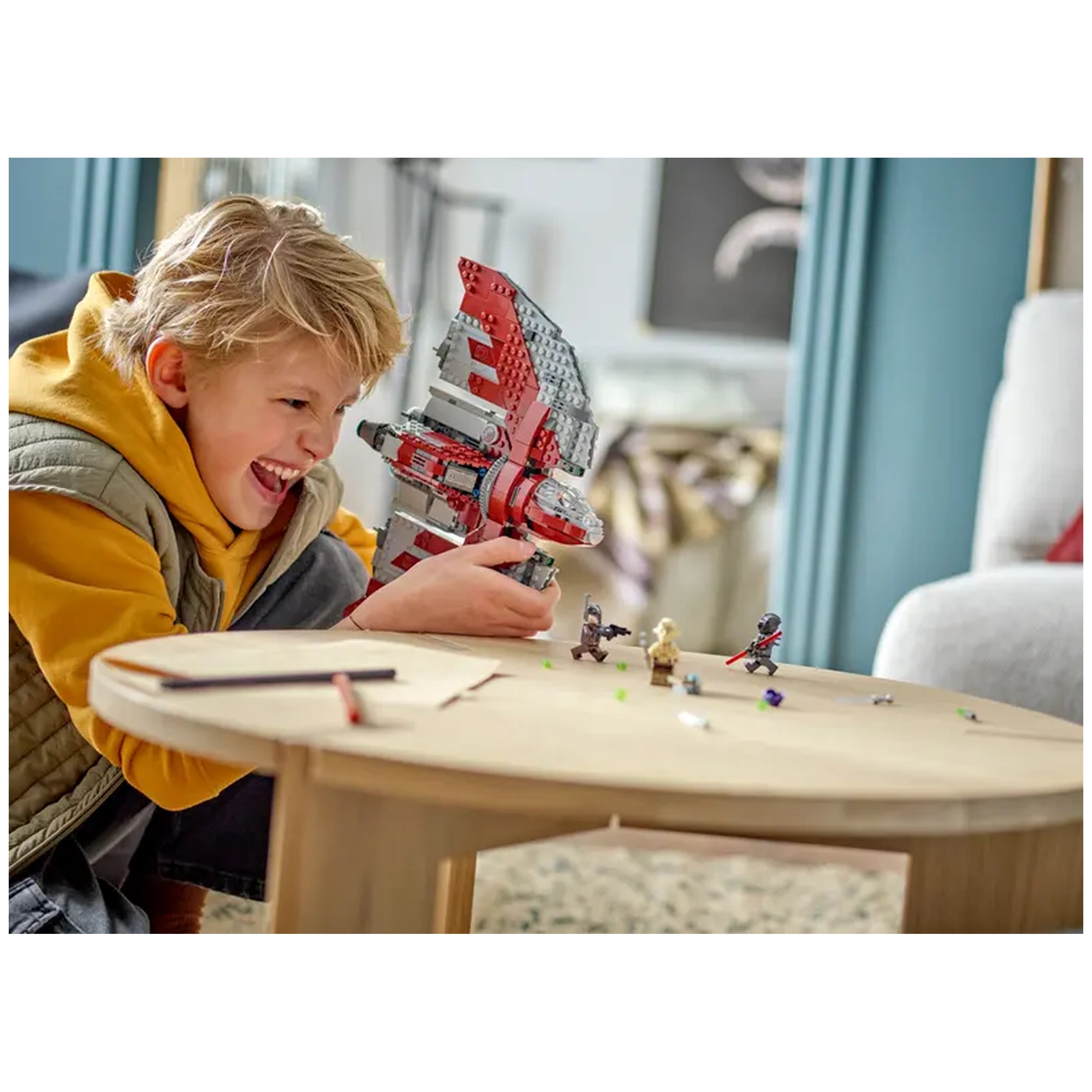 Lego - Star Wars - Ahsoka Tano's T-6 Jedi Shuttle - Construction Set Toys