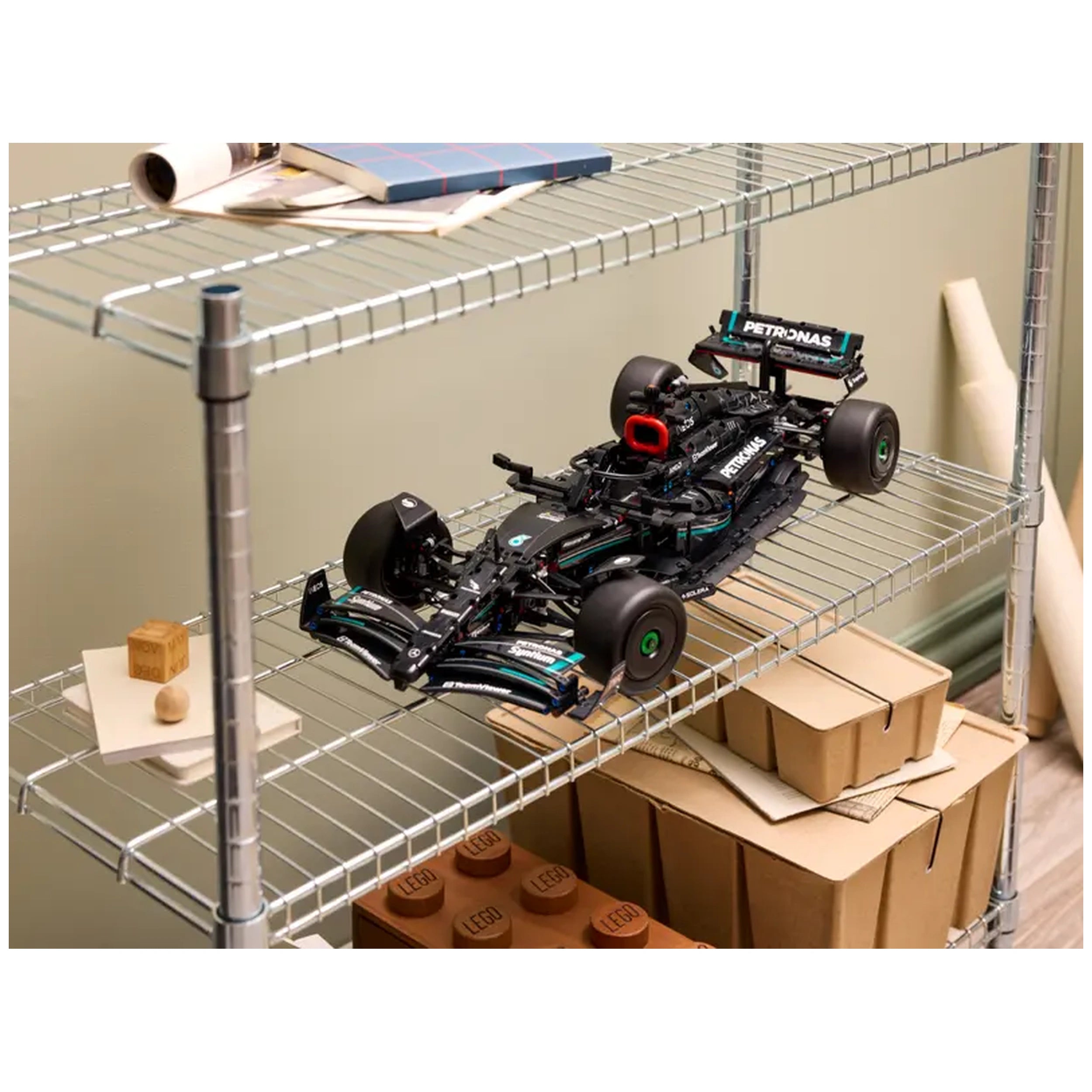 Lego - Technic - Mercedes-AMG F1 W14 E Performance - Construction Set Toys
