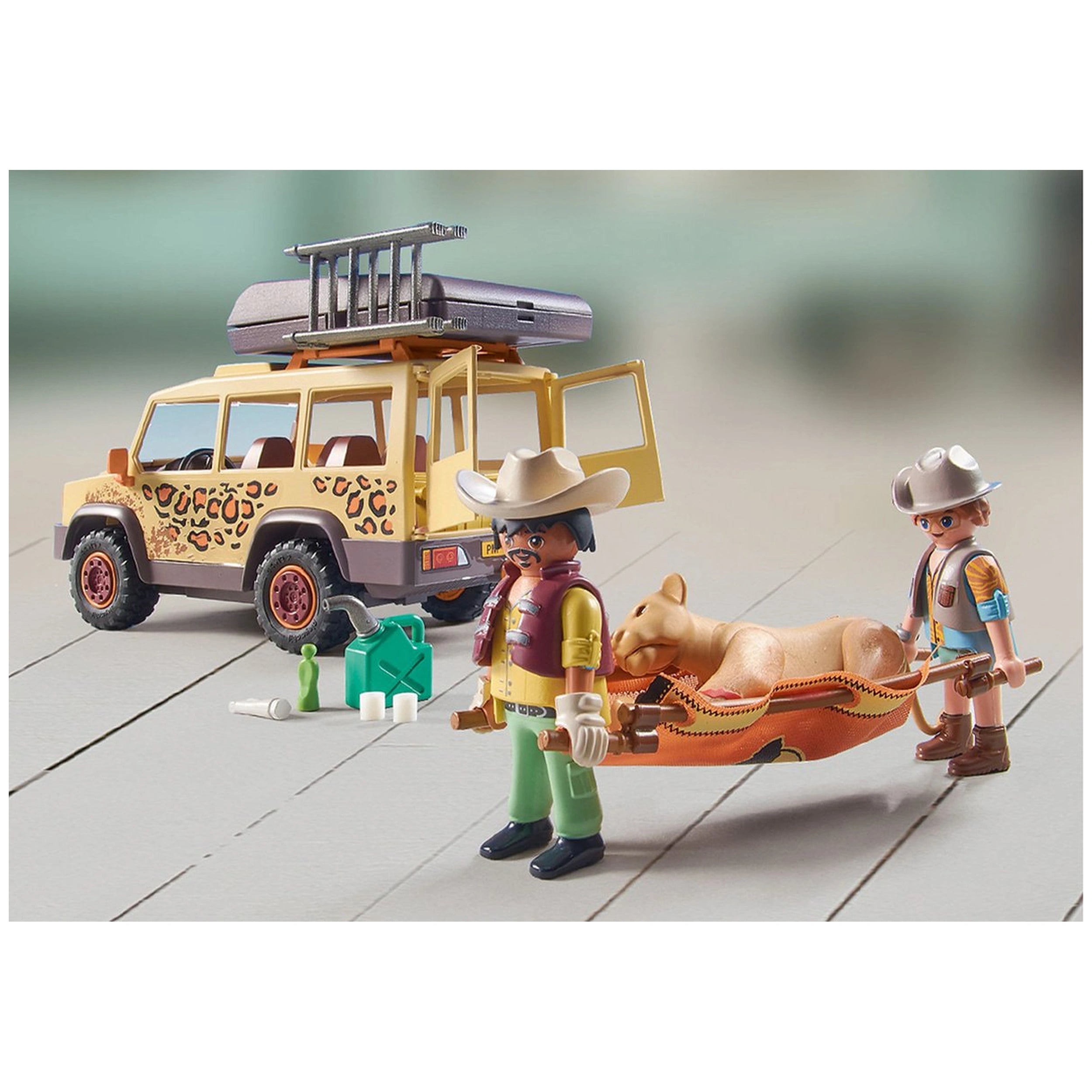 Playmobil Wiltopia With The Off-Road Vehicle At The Lions - 7129